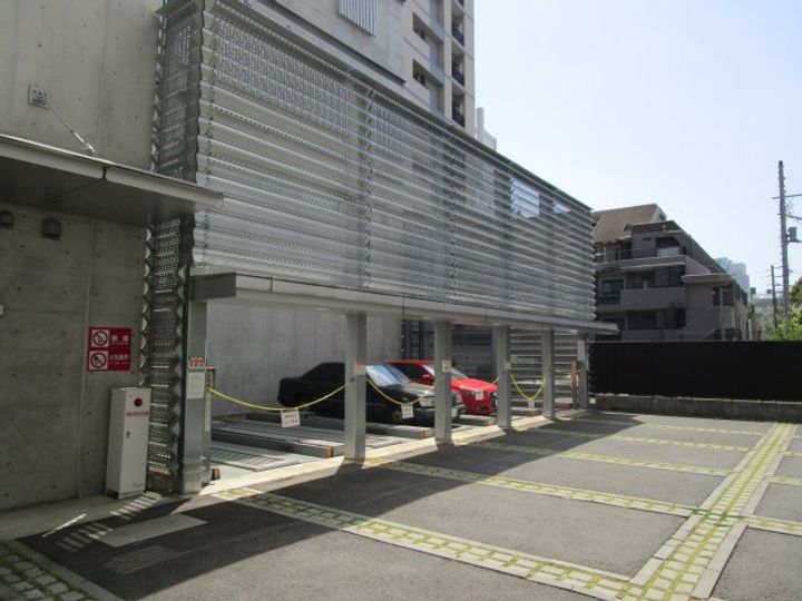 東京都新宿区市谷田町3(マンション)の賃貸物件の地図