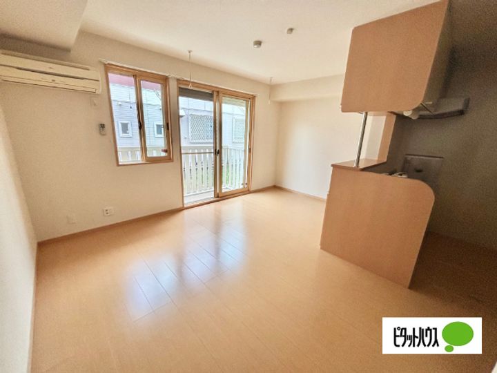 サンモールの居間