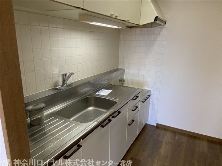 オクトス市ケ尾 1号棟のキッチン