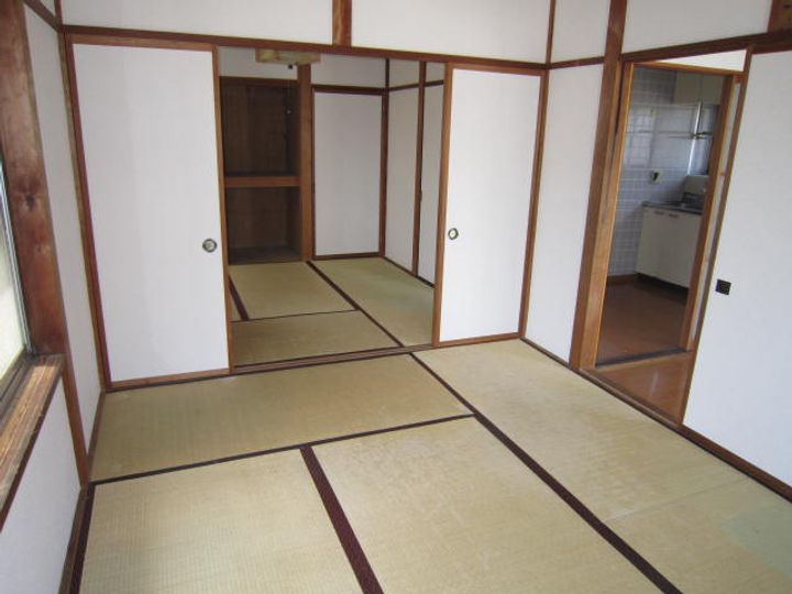 新潟県新潟市東区中木戸(一戸建)の賃貸物件の居間