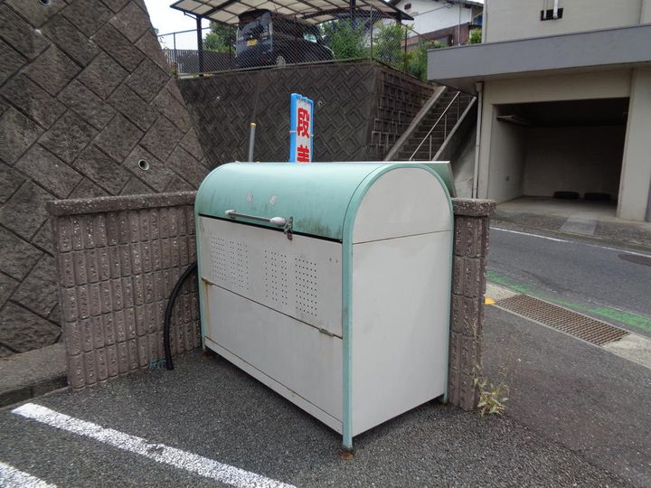 ルネッサマツモトの地図