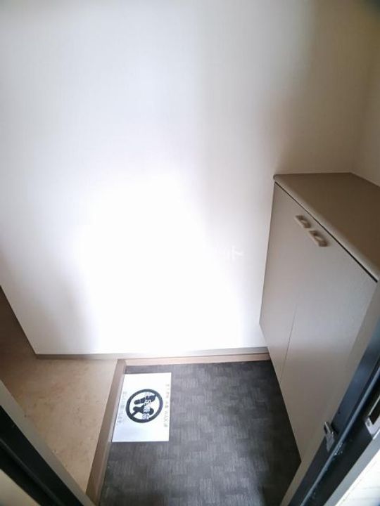 セジュールロージェ IIIの玄関