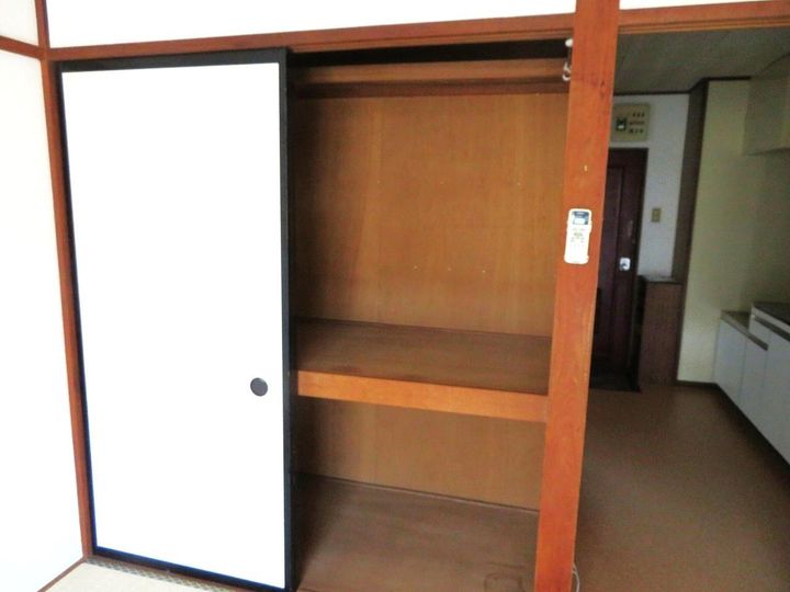 イナモハイツの内装