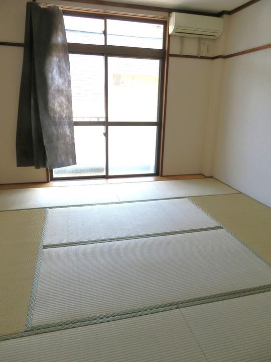 イナモハイツの居間