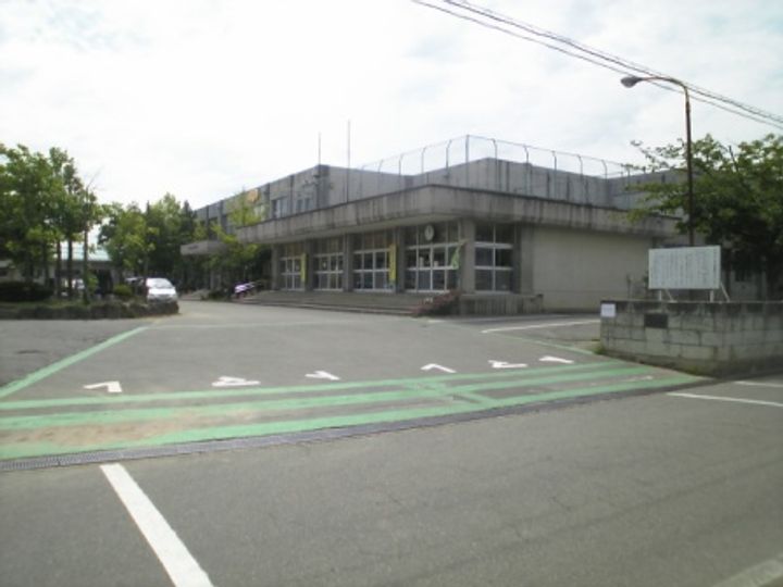 サンビレッジ大西A棟の周辺