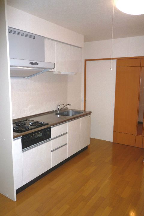 東京都練馬区早宮2(マンション)の賃貸物件のキッチン