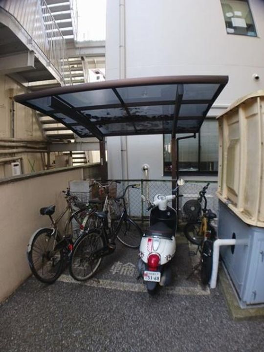 千葉県四街道市鹿渡(マンション)の賃貸物件の地図