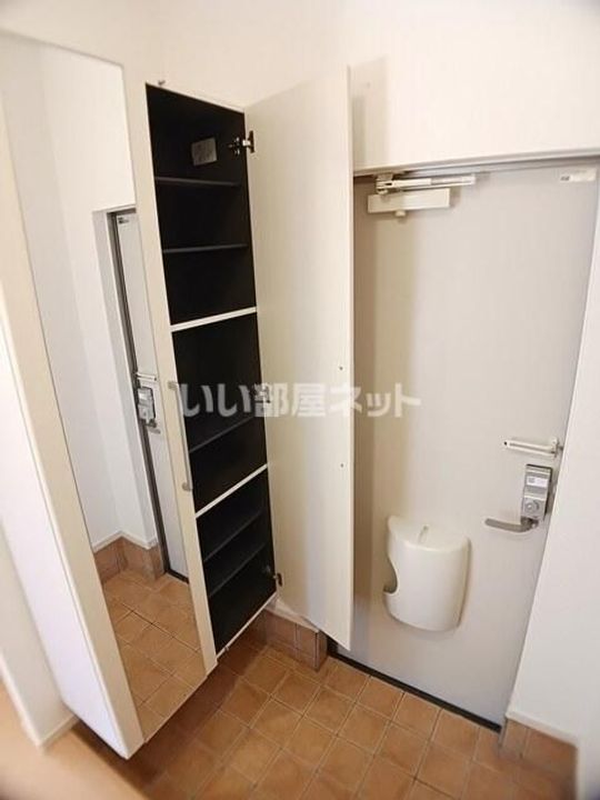 京都府南丹市園部町小桜町(アパート)の賃貸物件の玄関