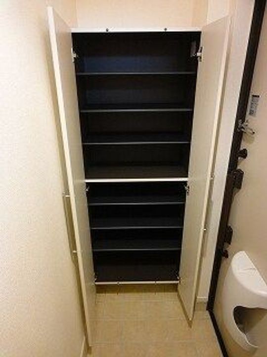 テラッツァ目白の玄関