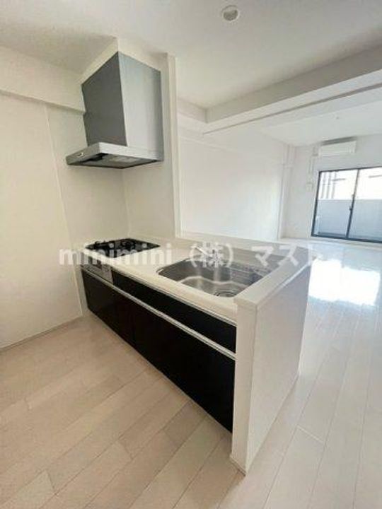 大阪府大阪市浪速区塩草2(マンション)の賃貸物件のキッチン