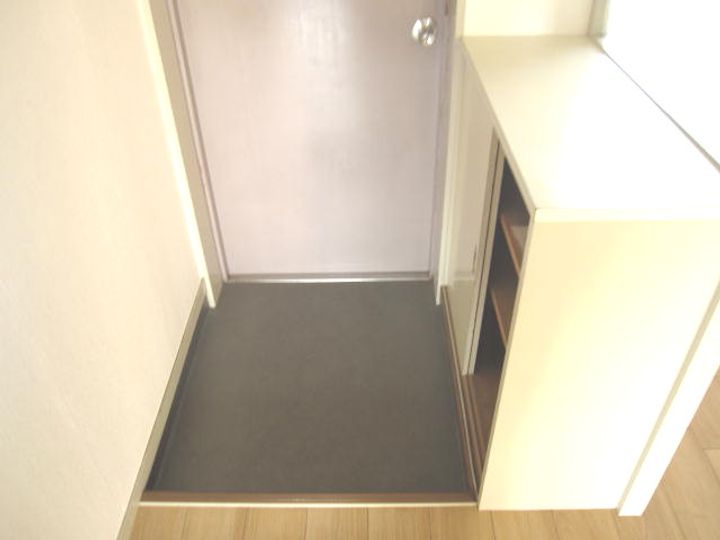 コーポ新陽の玄関