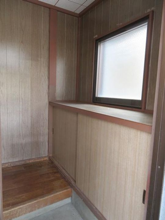 北海道釧路市春採4(一戸建)の賃貸物件の玄関