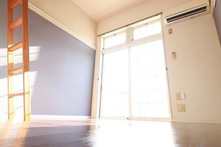 アリス深谷9号館の居間