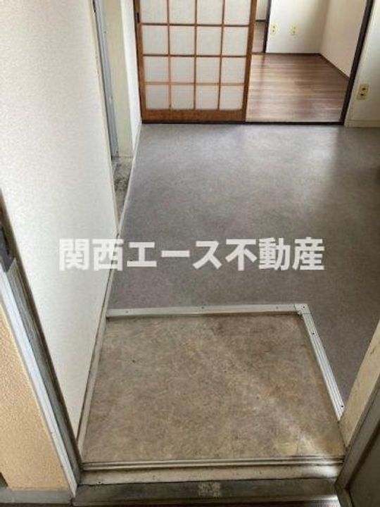 福寿マンション2号館の玄関