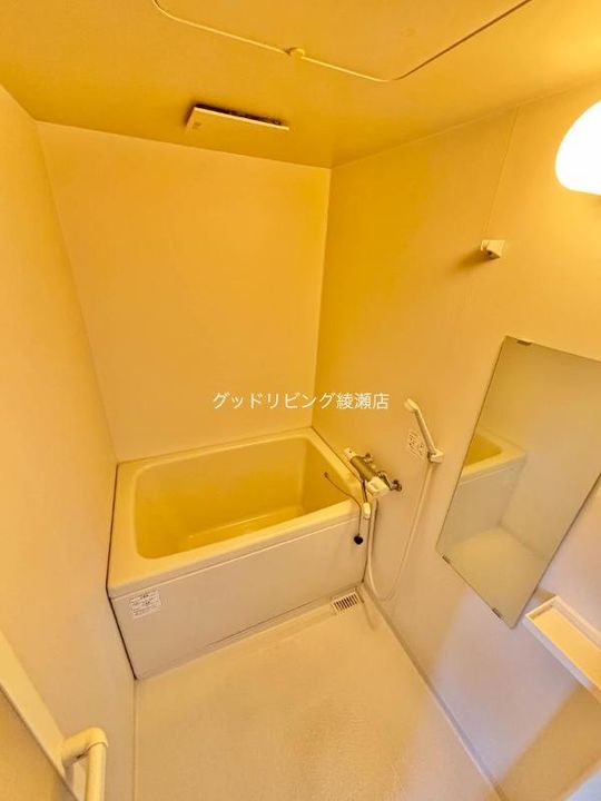 ブルーウッド保塚8の風呂