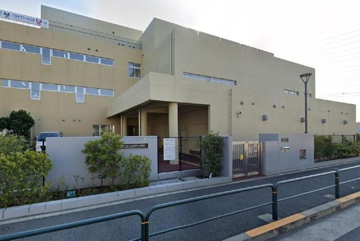 ブルーウッド保塚8の周辺