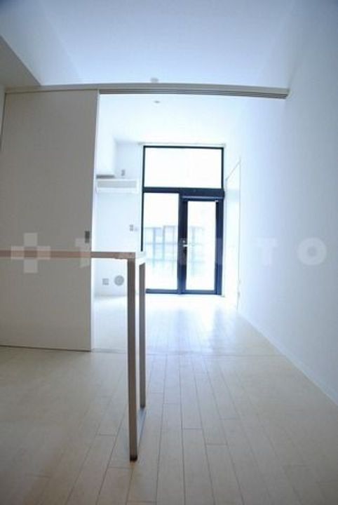 ブローニュ姉小路の居間