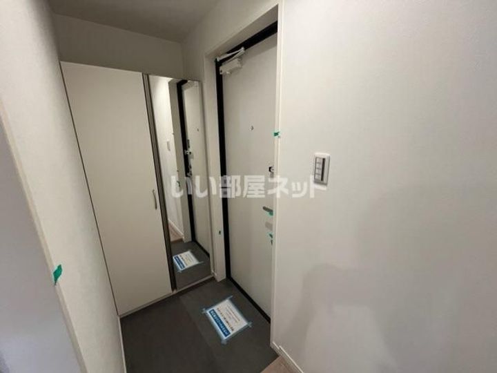 robot home魚住の玄関