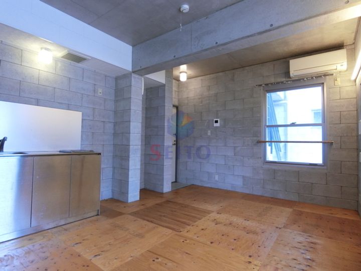 CINQ APPARTMENTの内装