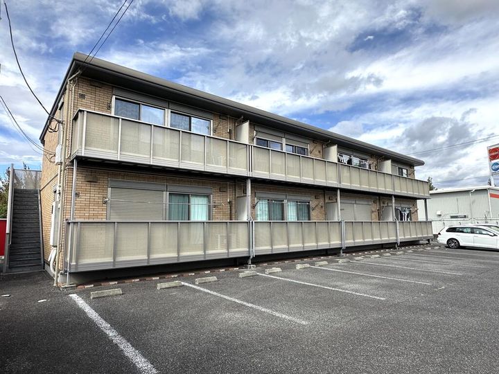 山梨県甲斐市西八幡(アパート)の賃貸物件の外観