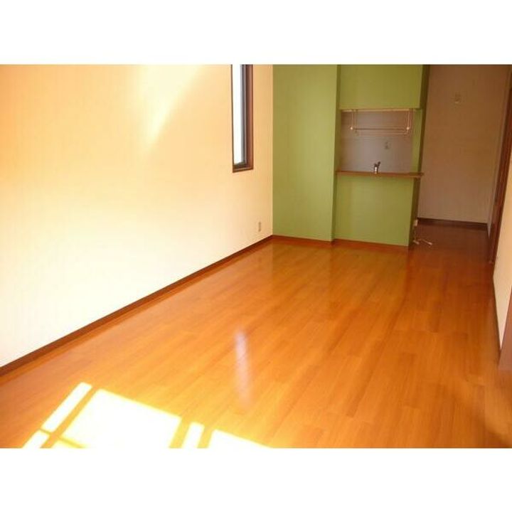 メゾン安曇野の居間