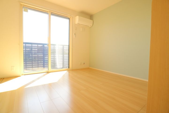 岡山県倉敷市西富井(アパート)の賃貸物件の居間