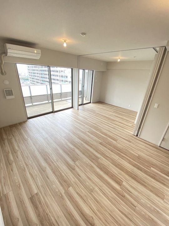 神奈川県藤沢市羽鳥1(マンション)の賃貸物件の居間