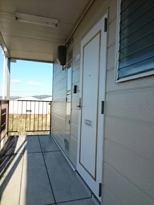 福島県福島市下鳥渡字新町西(アパート)の賃貸物件の玄関