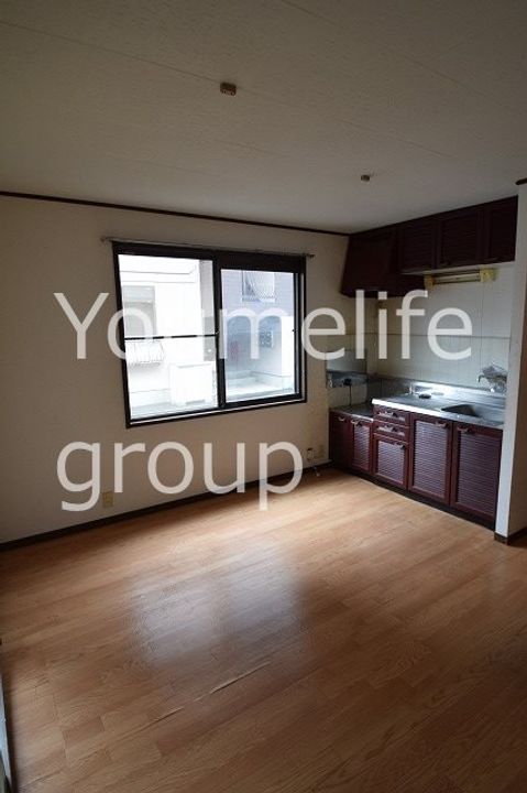 神奈川県小田原市飯泉(アパート)の賃貸物件の居間