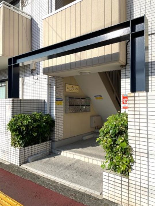 埼玉県川口市中青木1(マンション)の賃貸物件の地図