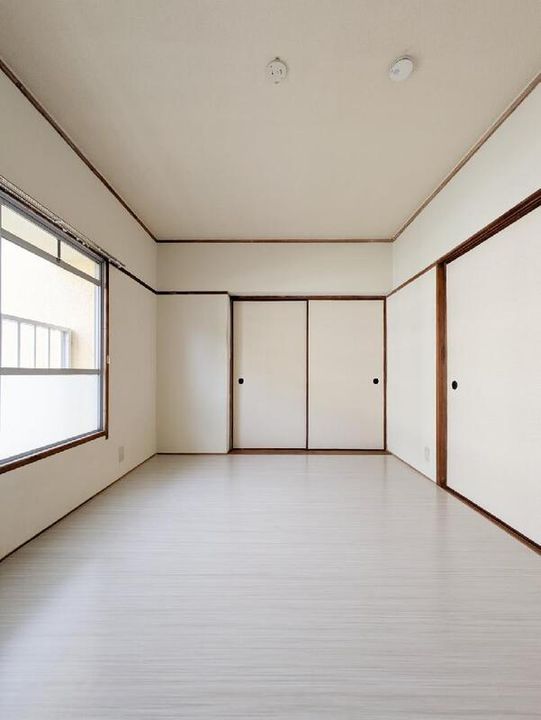 舞松原200棟の内装