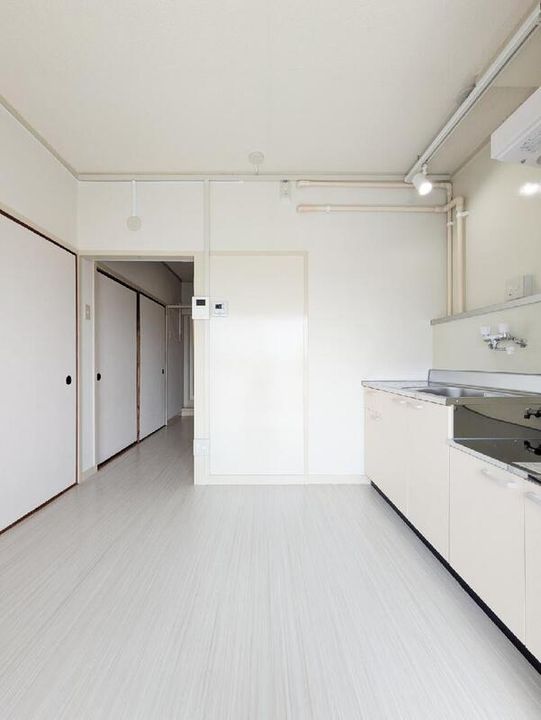 舞松原200棟の内装