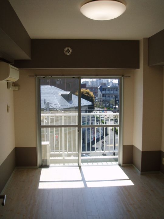 東京都調布市菊野台3(マンション)の賃貸物件の居間