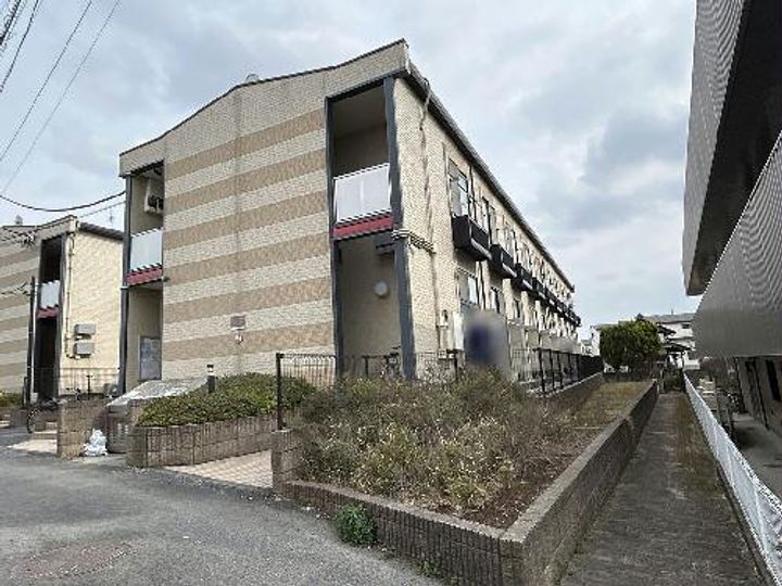 レオパレスシャルムの外観