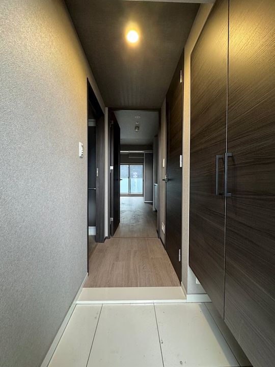 プレサンス ロジェ 名古屋駅 GATE FRONTの玄関