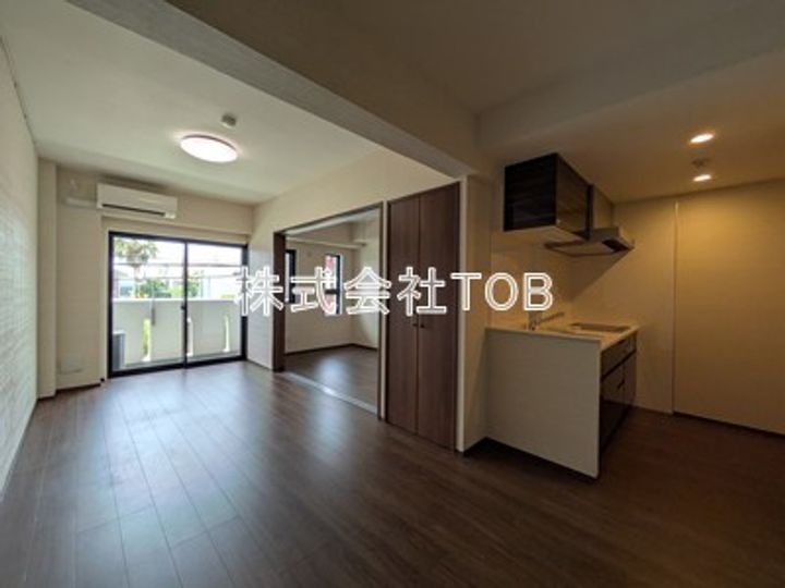 カールスルーエ吉祥寺の居間