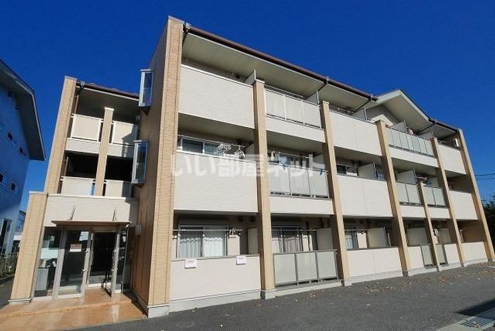 群馬県高崎市上中居町(マンション)の賃貸物件の外観