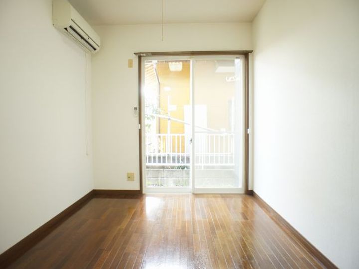 モンパレス鹿沼第2 4号館の居間