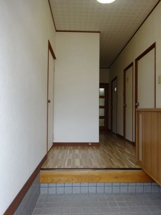三重県津市安濃町清水(一戸建)の賃貸物件の玄関