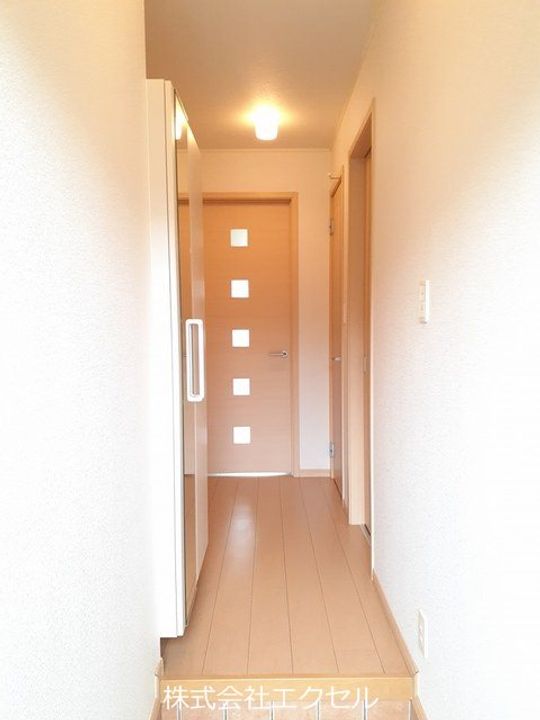 東京都日野市大字日野(アパート)の賃貸物件の玄関