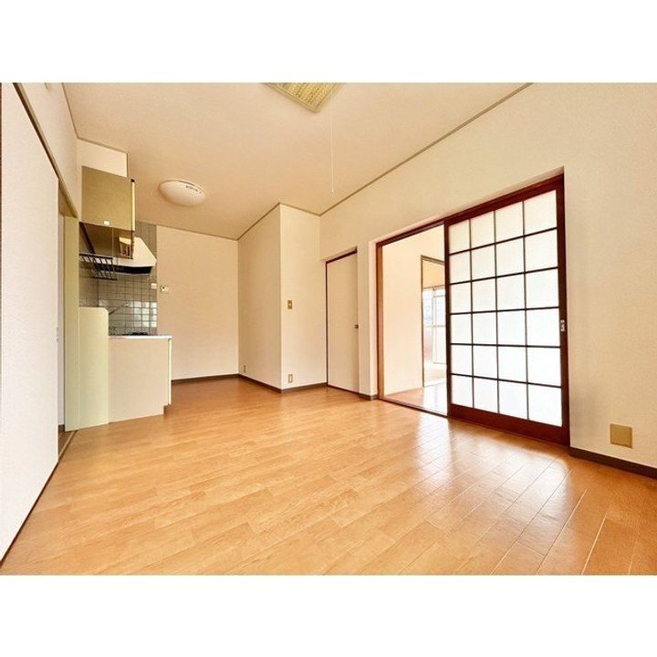 マンション名倉の居間