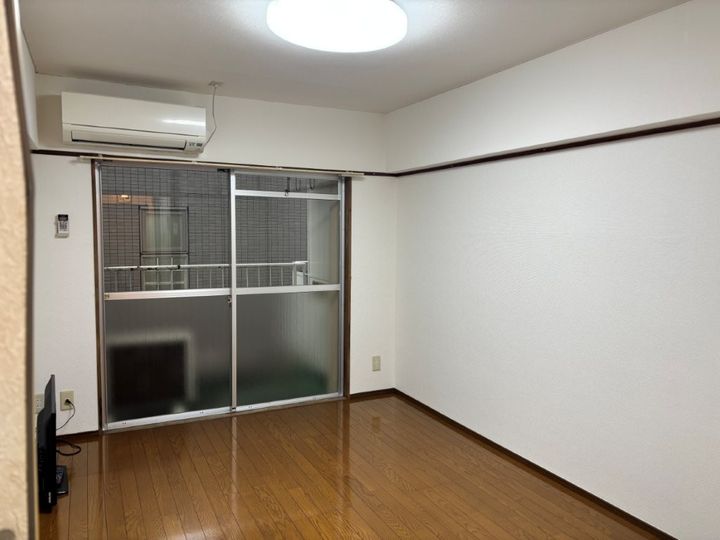 Mヒルズ本町の居間