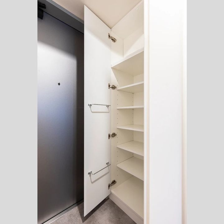 東京都台東区蔵前4(マンション)の賃貸物件の玄関