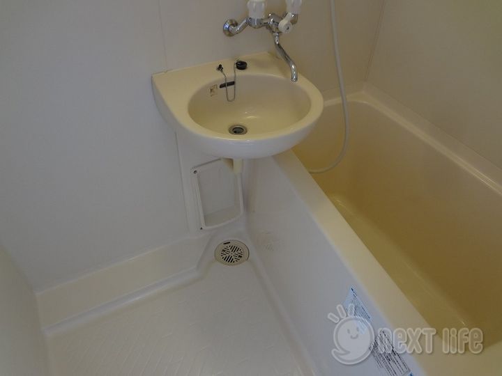 ロッシェル千代田の風呂