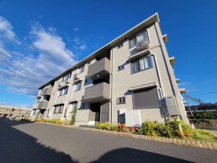 滋賀県野洲市冨波乙(アパート)の賃貸物件の外観