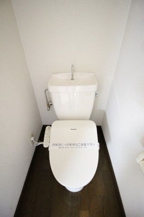 コーポレーション華の内装