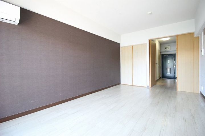 コーポレーション華の内装