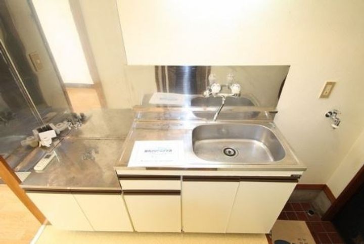 神奈川県厚木市緑ケ丘5(アパート)の賃貸物件のキッチン