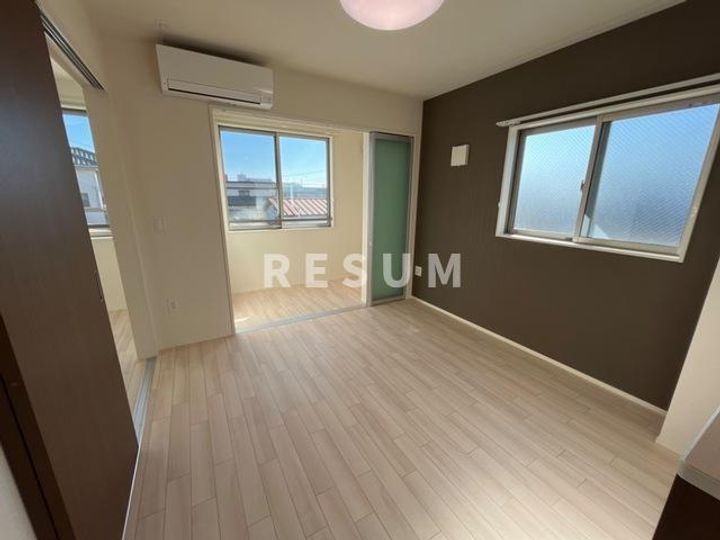 千葉県千葉市稲毛区作草部町(アパート)の賃貸物件の居間