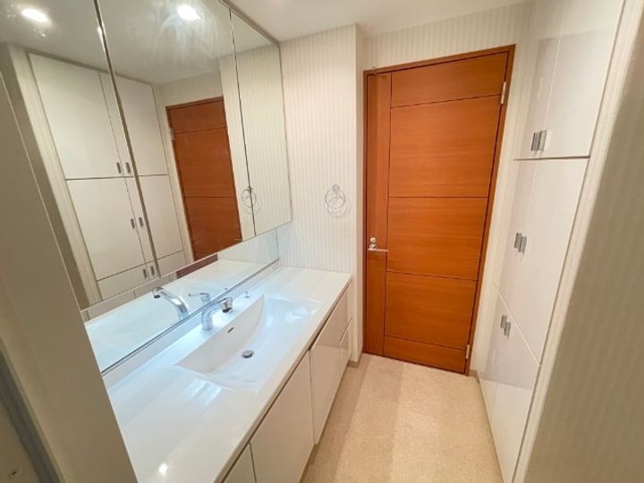 ロイヤルガーデン錦町の内装